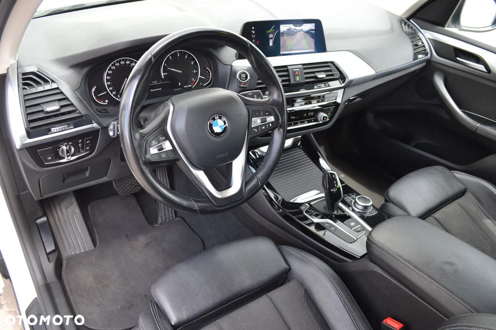 BMW X3 xDrive20i GPF Advantage - 6
