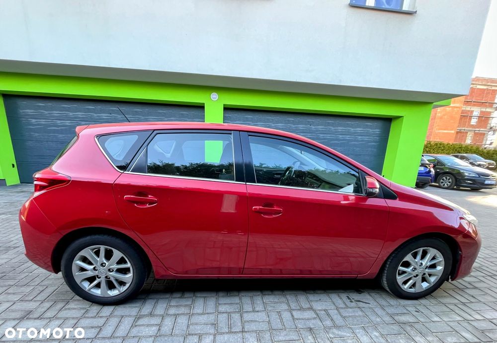 Toyota Auris 1.4 D-4D Travel - 8