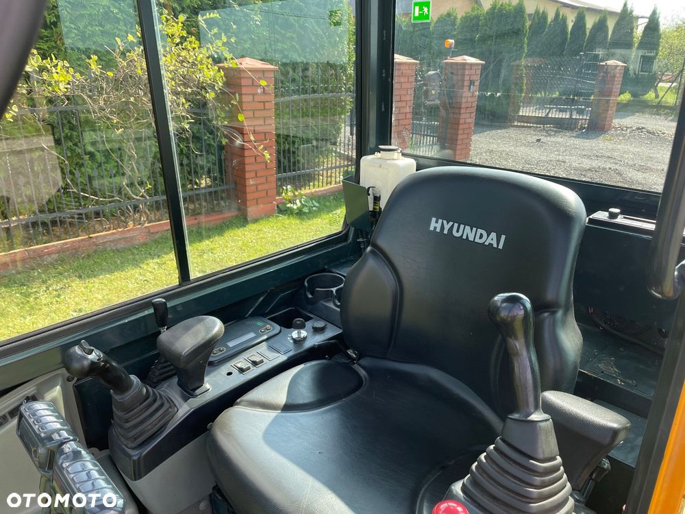 Hyundai Robex  R18-9 - 8