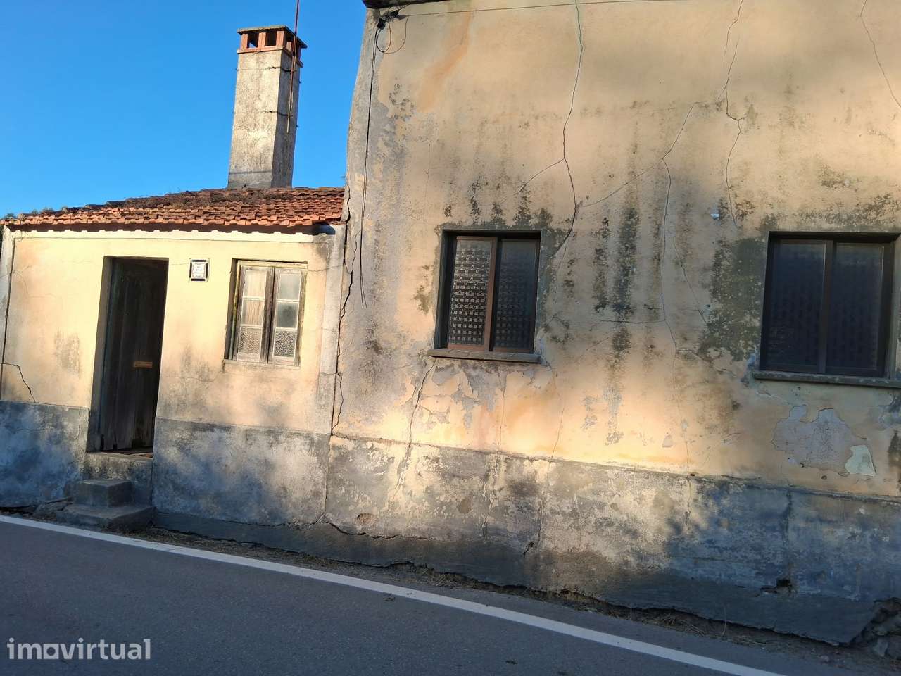 Moradia para Reabilitação com Terreno de 291 m² | Murteira – Coimbra - Grande imagem: 2/16