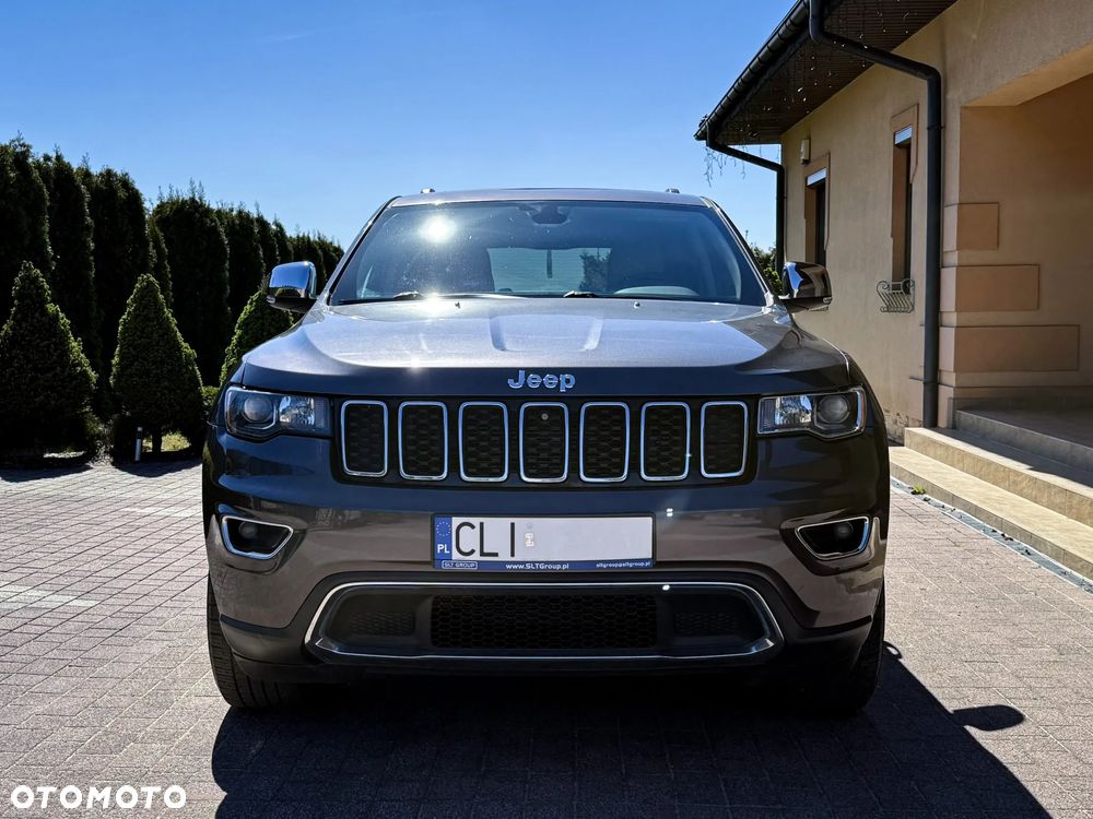 Jeep Grand Cherokee - 9
