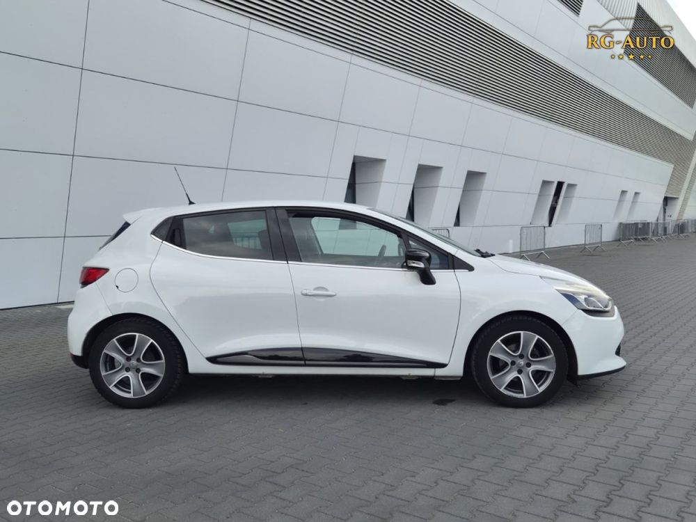Renault Clio - 27