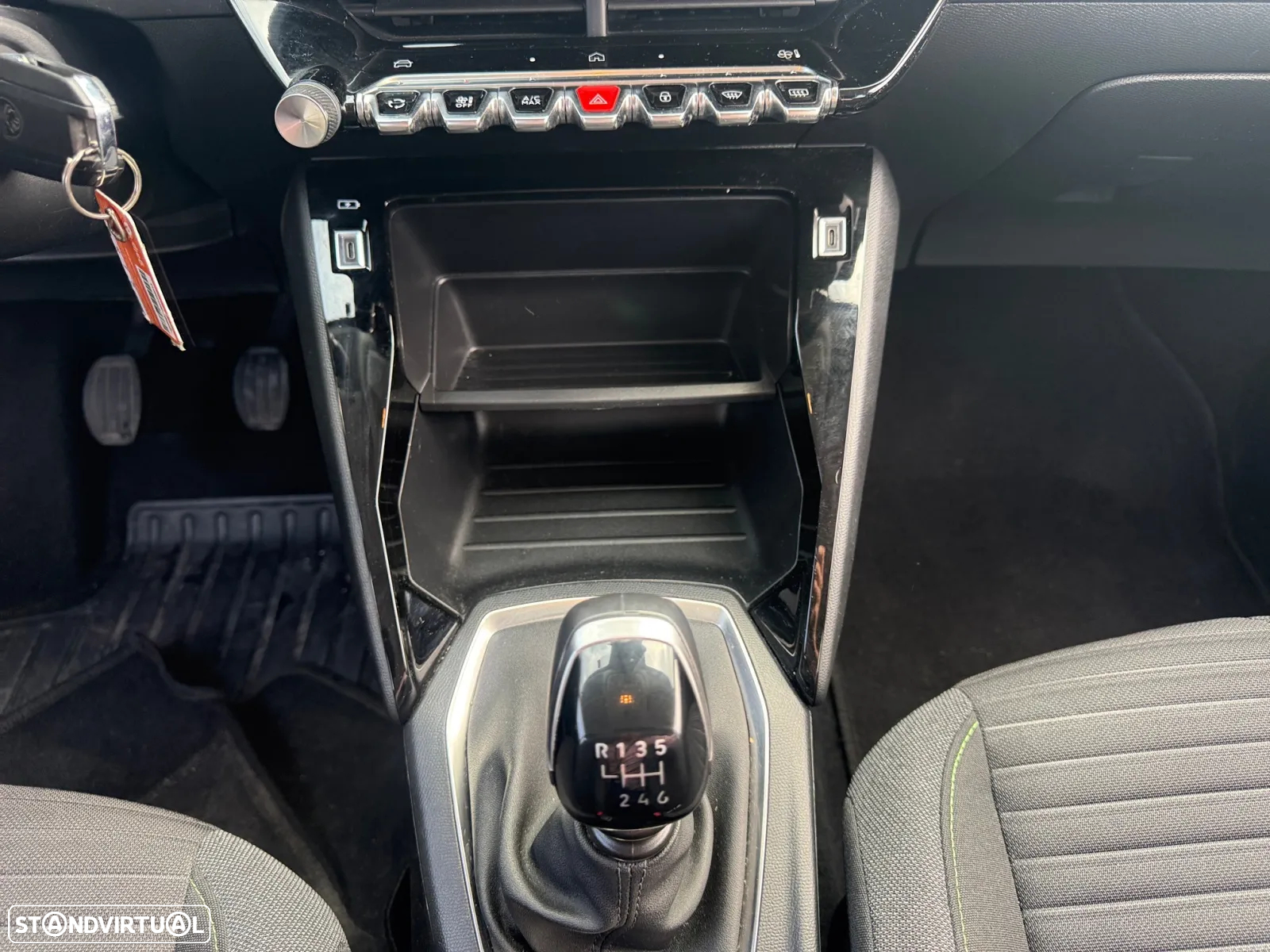 Peugeot 208 1.2 PureTech Active - 14