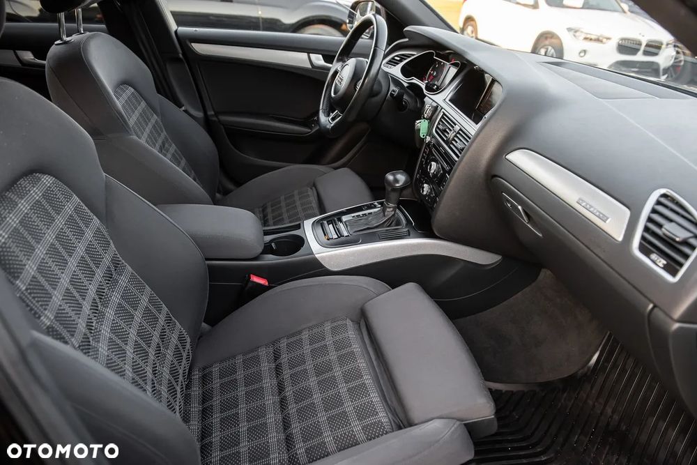 Audi A4 Avant 2.0 TDI DPF quattro S tronic S line Sportpaket - 29