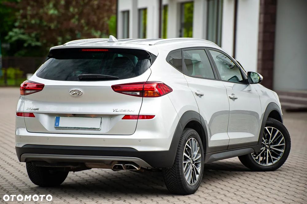Hyundai Tucson blue 1.6 CRDi 2WD DCT Premium - 32