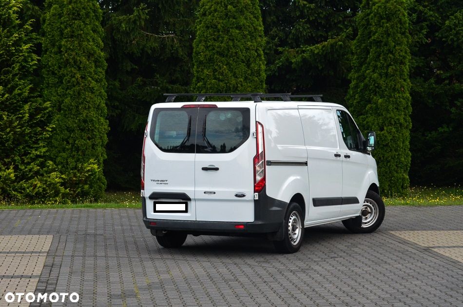 Ford Transit Custom - 13