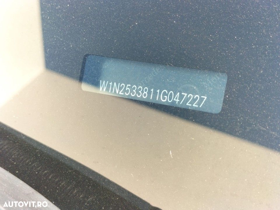 Mercedes-Benz GLC - 15