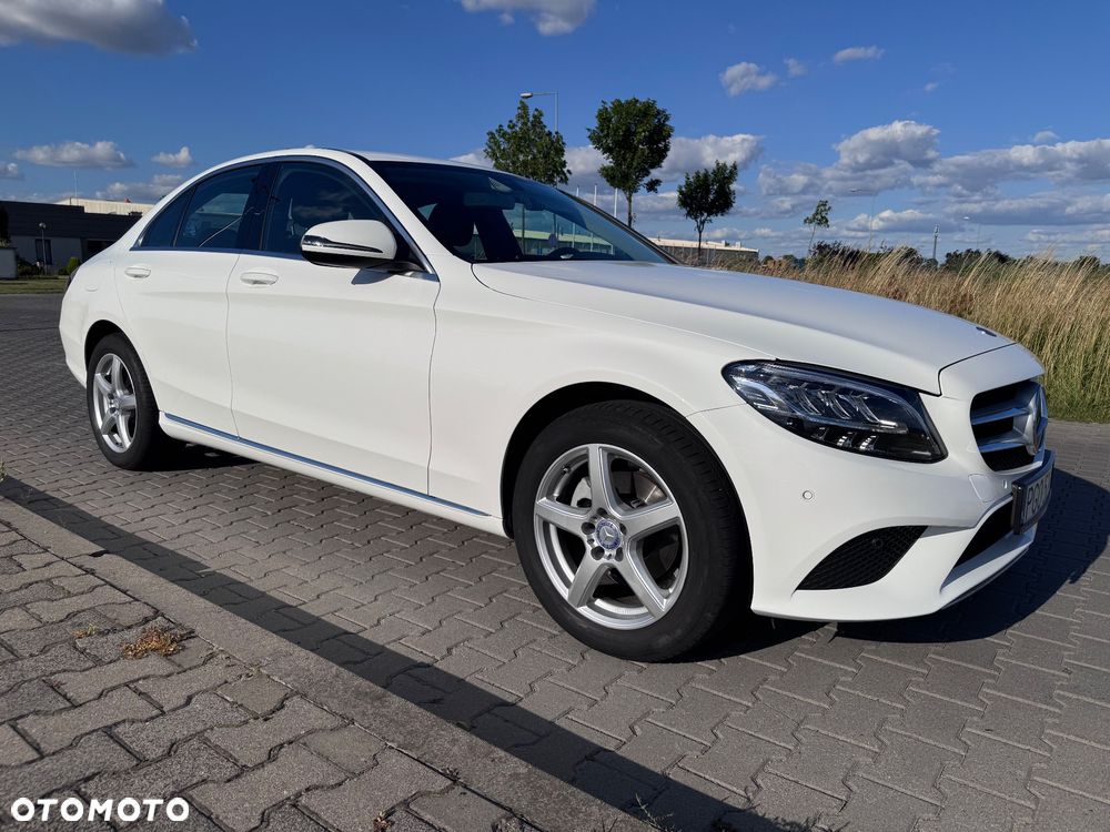Mercedes-Benz Klasa C 160 Business Edition 9G-TRONIC - 4