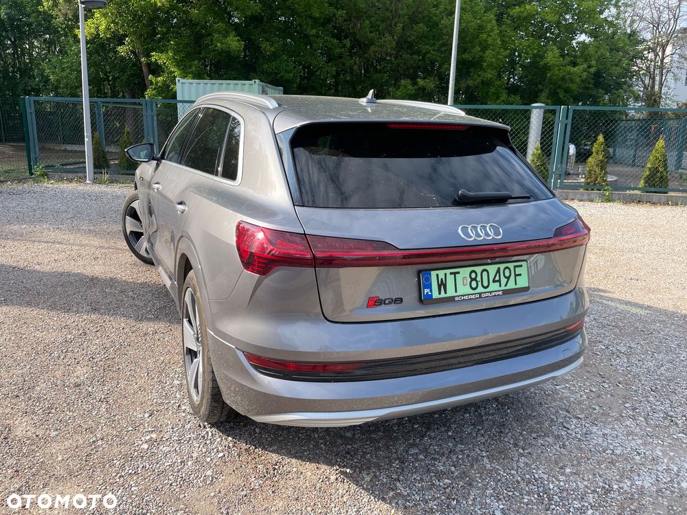 Audi e-tron 55 Quattro S Line - 14