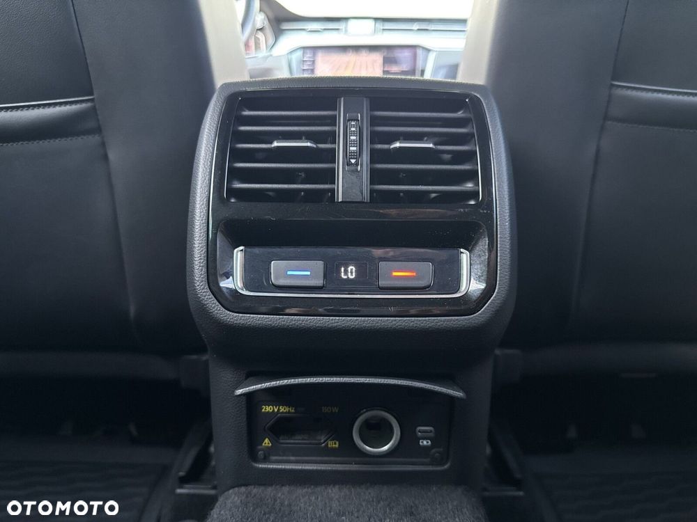 Volkswagen Passat Variant 2.0 TDI Bi-Turbo BMT 4Mot Highline DSG - 16