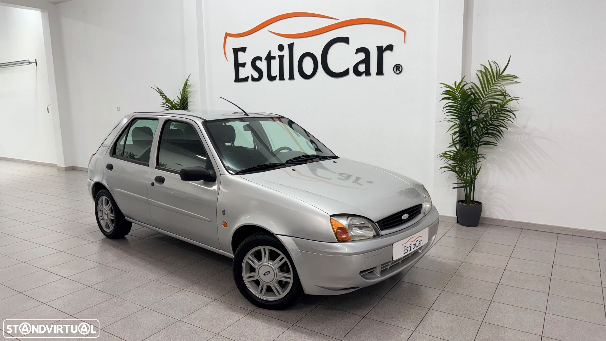Ford Fiesta 1.25 Ghia - 12