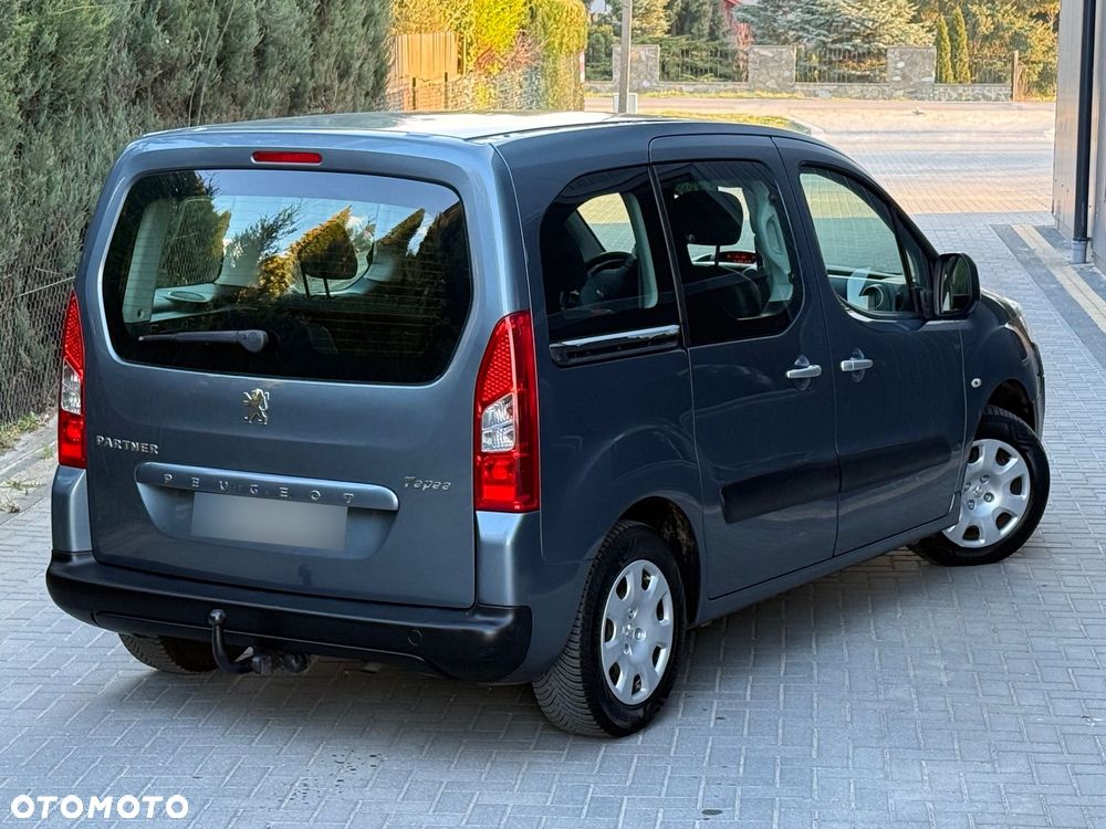 Peugeot Partner 110 Family - 13