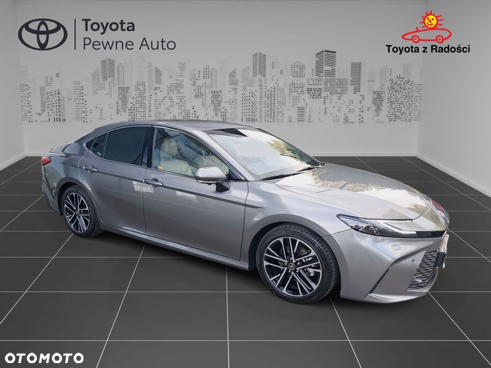 Toyota Camry - 2