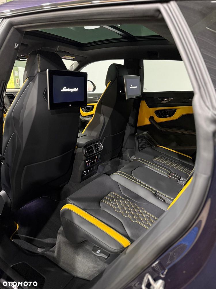Lamborghini Urus - 31