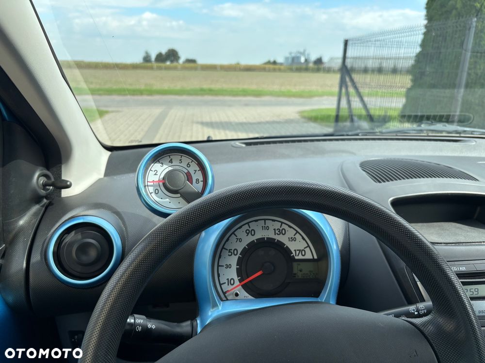 Peugeot 107 1.0 Trendy - 27