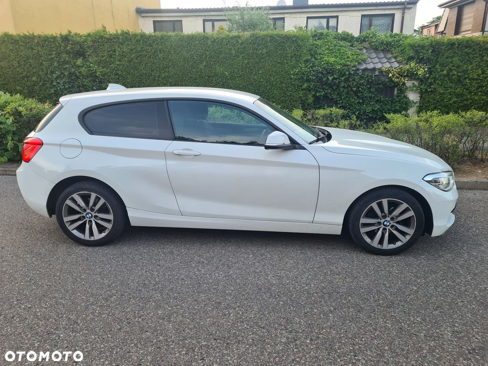 BMW Seria 1 116i Sport Line - 2