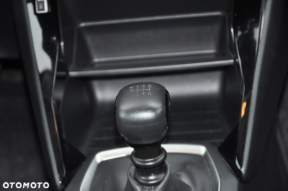 Peugeot 2008 BlueHDi 110 Active - 35