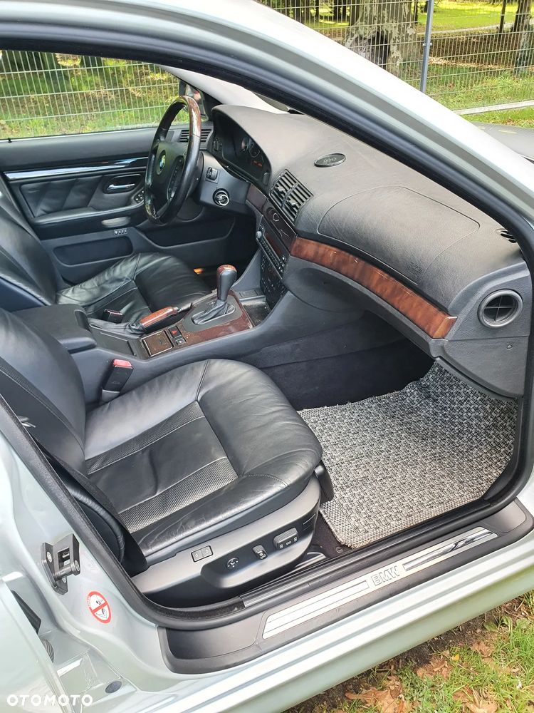 BMW Seria 5 - 19