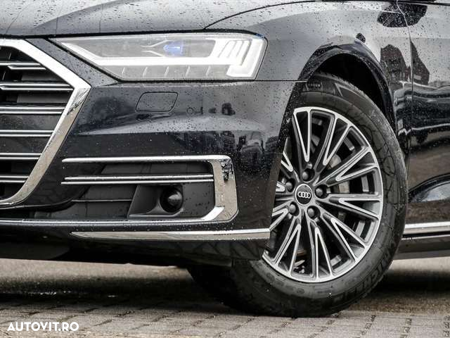 Audi A8 - 5