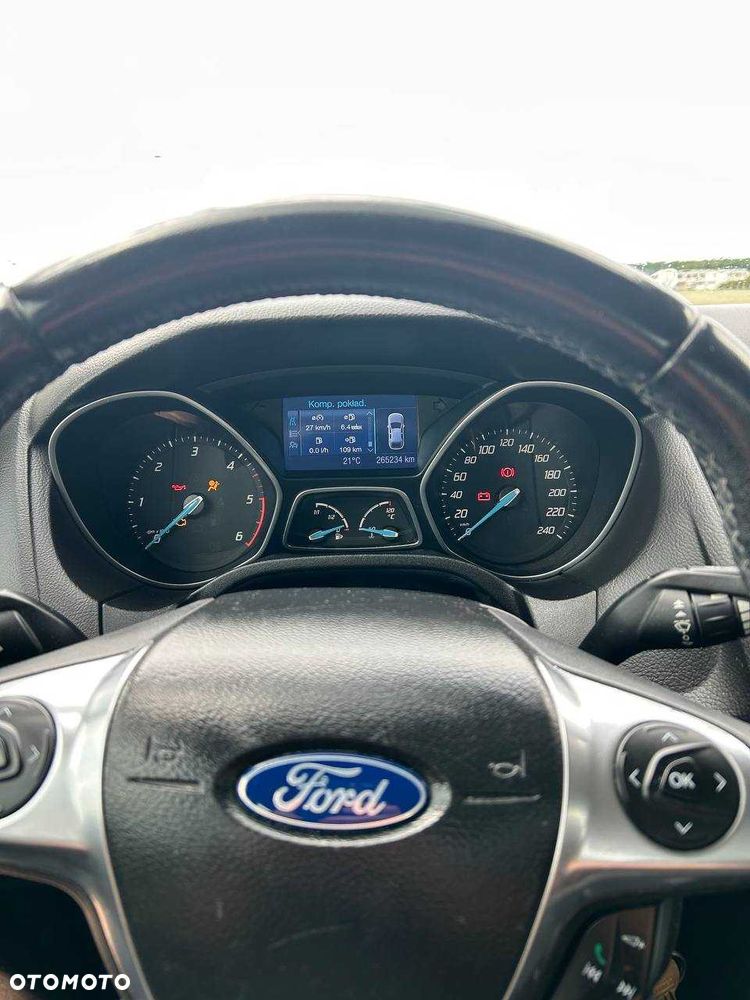 Ford Focus 2011 photo 3