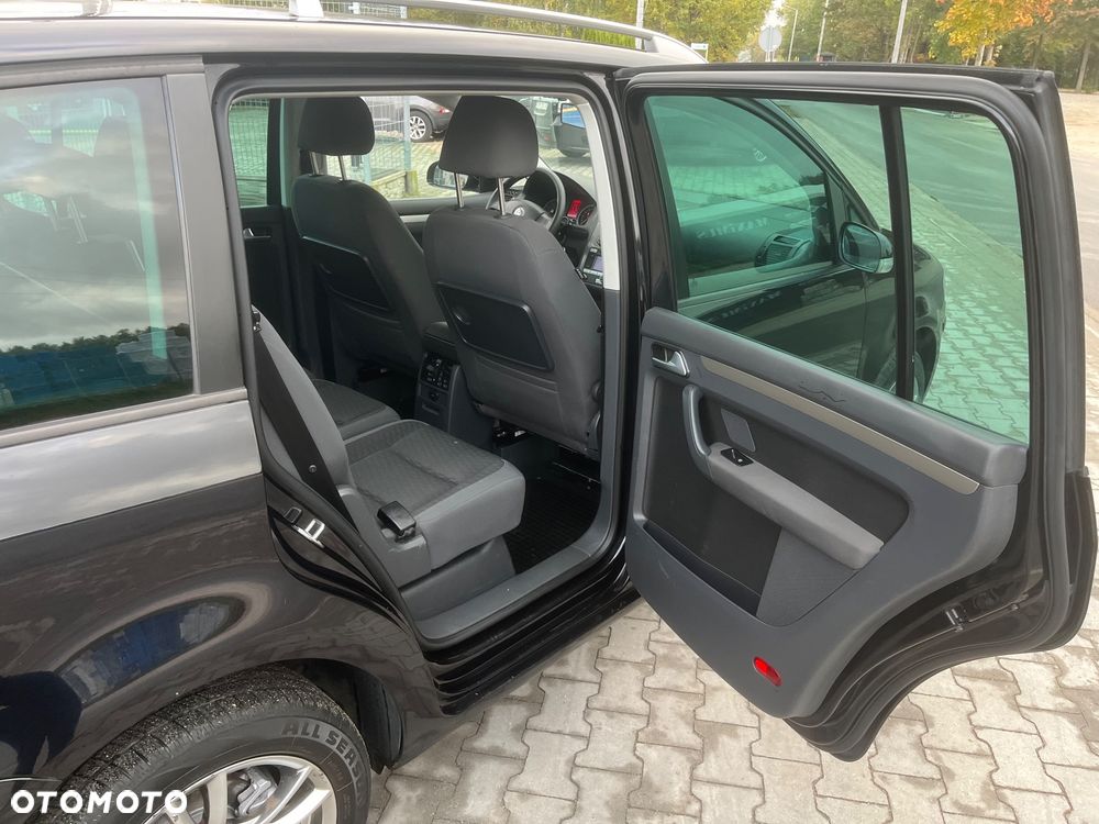 Volkswagen Touran 1.6 Trendline - 28