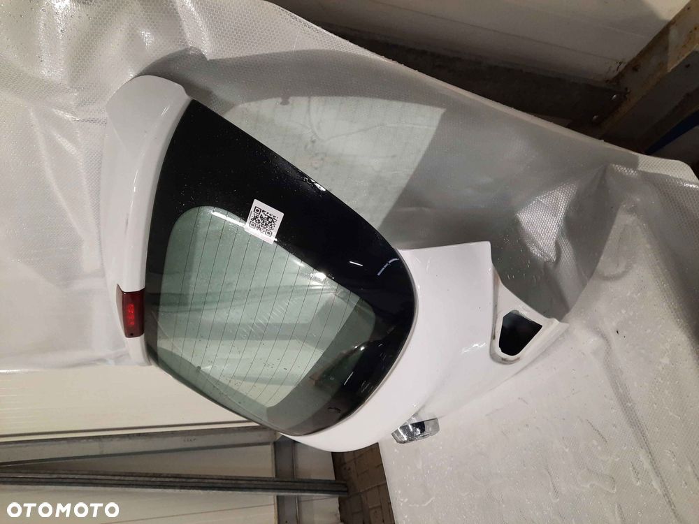 / KLAPA TYŁ TYLNA BAGAŻNIKA OPEL CORSA E Z40R BIAŁA 3D 3 DRZWI HB - 3