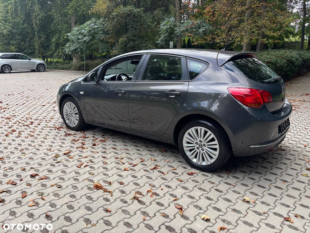 Opel Astra - 14
