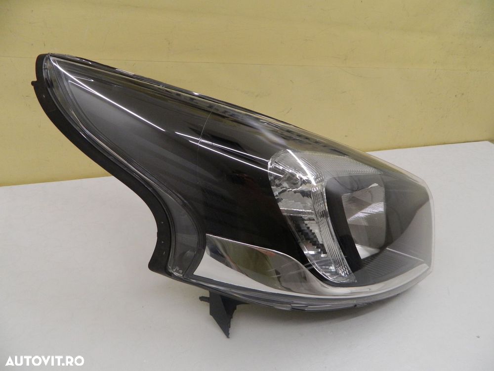 Far dreapta Opel Vivaro B Halogen, 2014, 2015, 2016, 2017, 2018, 2019, cod origine 2601006647R. - 4