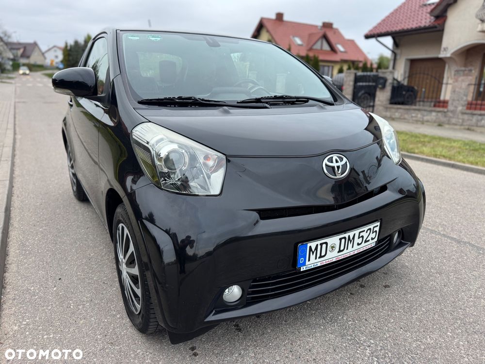 Toyota iQ 1.0 Multidrive + - 10