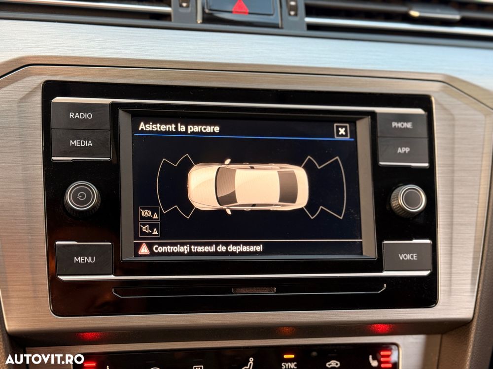 Volkswagen Passat Variant 1.5 TSI ACT OPF DSG Comfortline - 12
