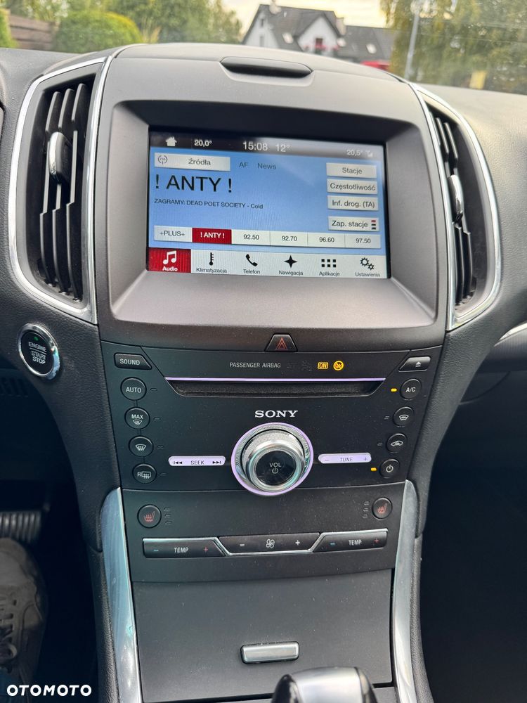 Ford S-Max - 13