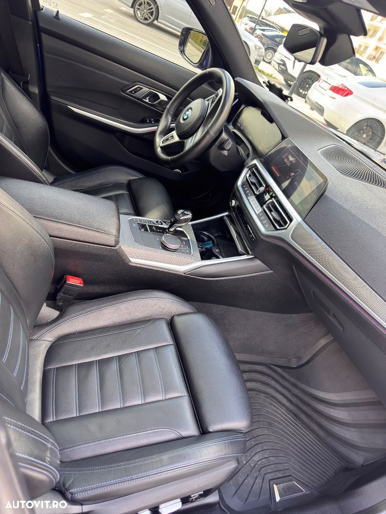 BMW Seria 3 330i AT M Sport - 11