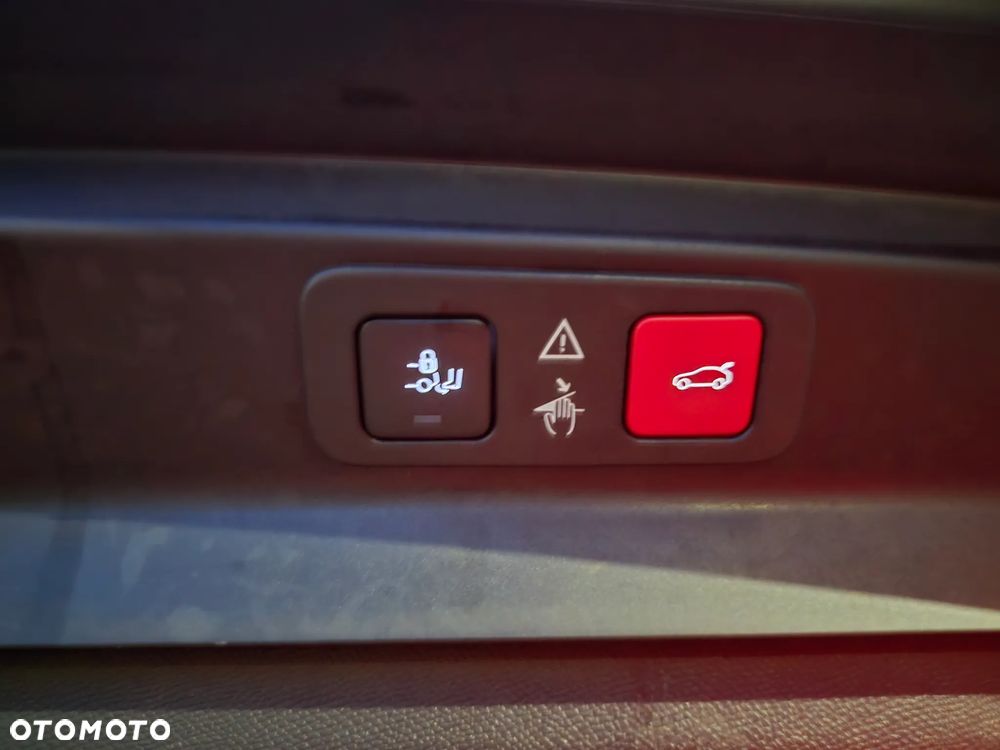 Peugeot 5008 THP 165 EAT6 Stop & Start Allure - 13