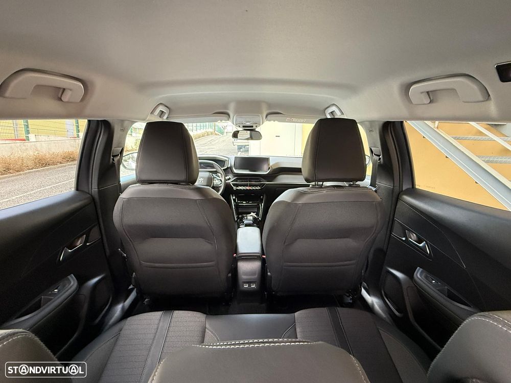Peugeot 2008 PureTech 130 EAT8 Allure Pack - 25