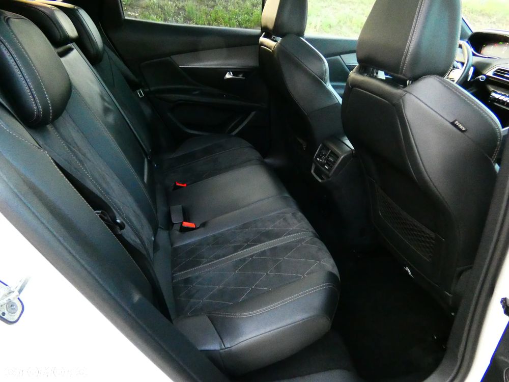 Peugeot 3008 BlueHDi 180 Stop & Start EAT6 GT - 18