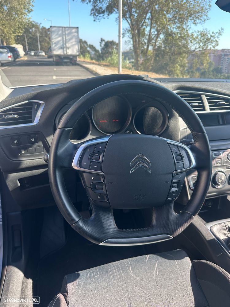 Citroën C4 1.6 HDi Attraction - 13