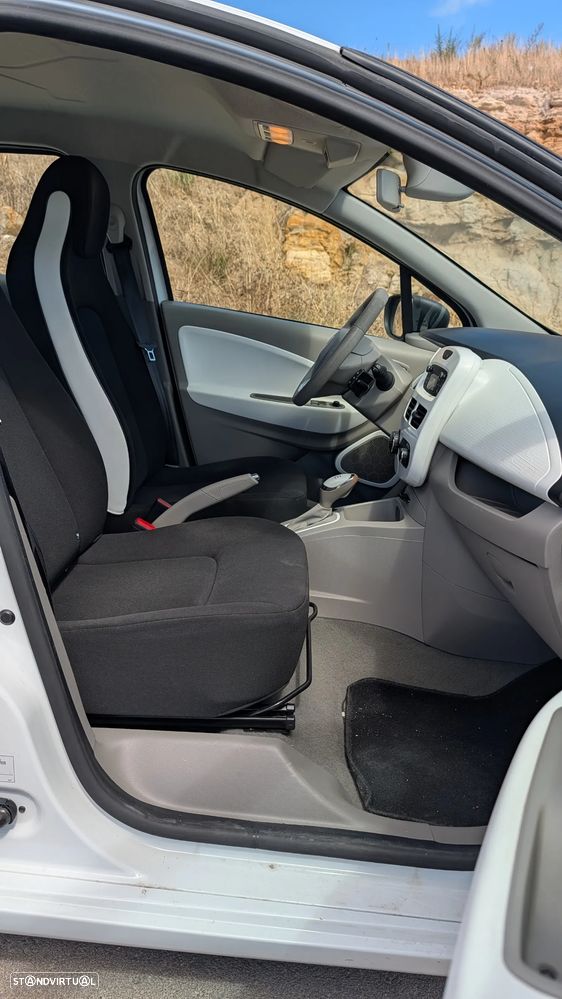 Renault Zoe (c/ Bateria) Life 40 Q90 - 8