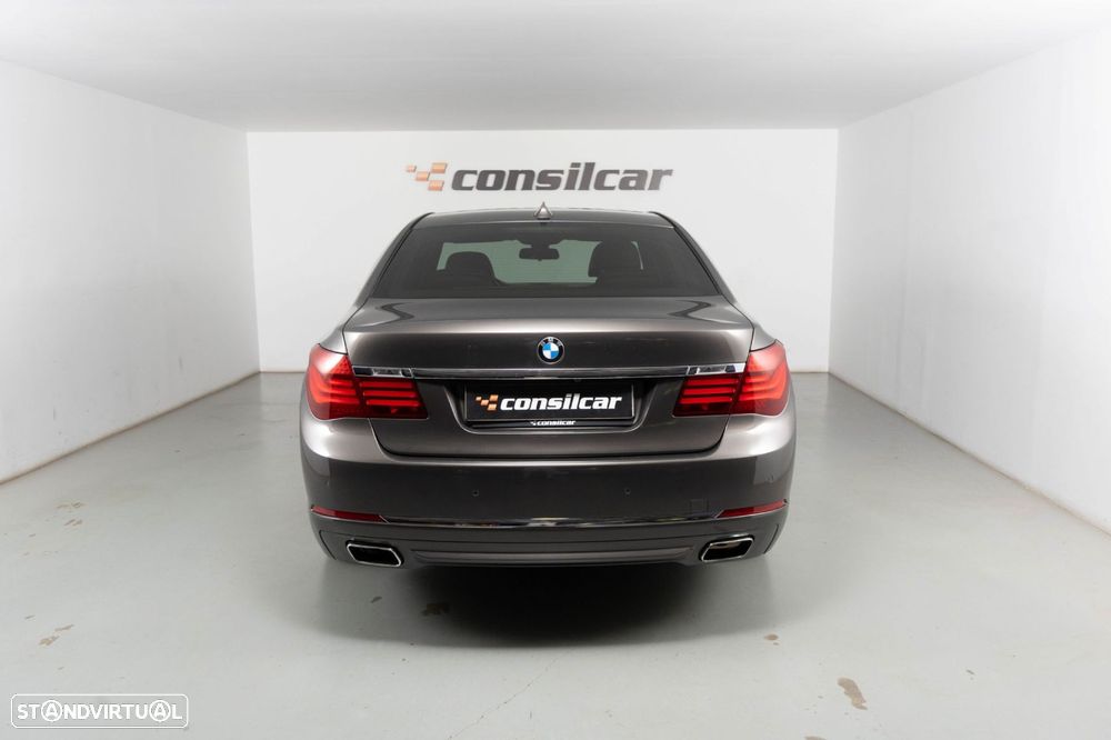 BMW 740 iH Active Hybrid - 6
