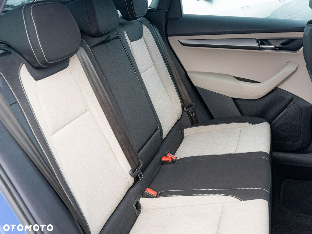 Skoda Karoq 2.0 TDI SCR 4x4 Style DSG - 27