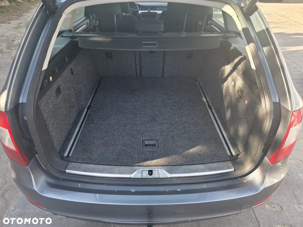 Skoda Superb 1.8 TSI Comfort DSG - 10