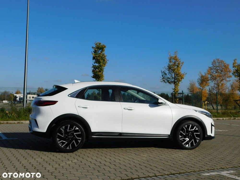 Kia XCeed 1.6 CRDi SCR L Business Line DCT - 4