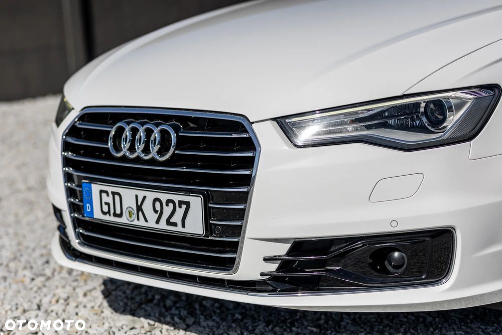 Audi A6 Avant 2.0 TDI Ultra S tronic - 13