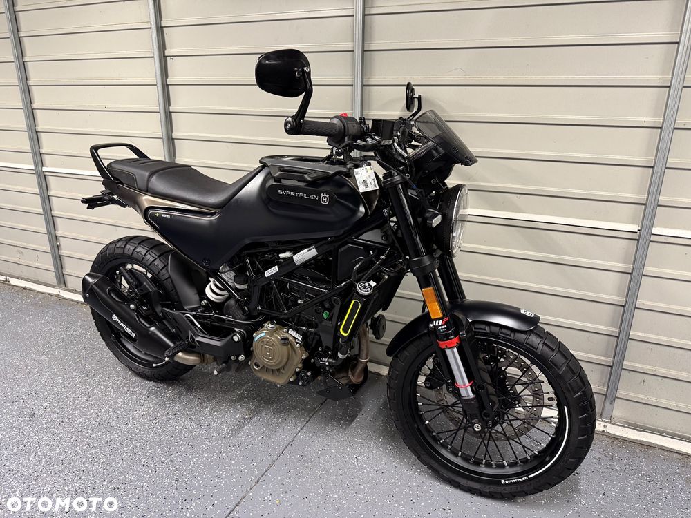 Husqvarna Svartpilen - 1
