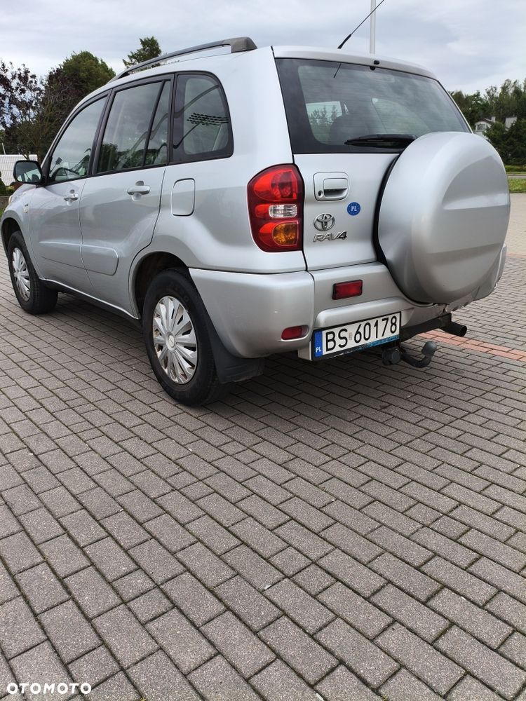 Toyota RAV4 - 5