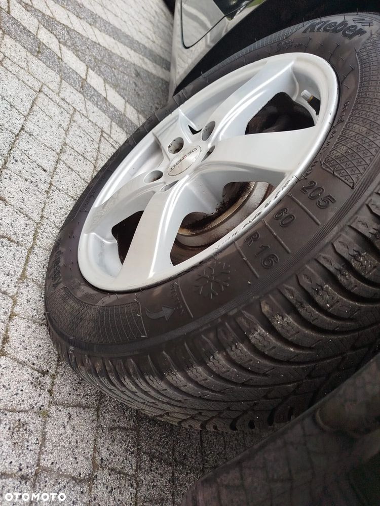 Audi A4 Avant 2.0 TDI S tronic design - 25