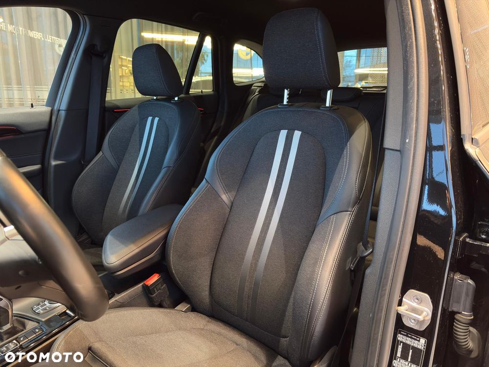 BMW X1 xDrive20i Sport Line sport - 23