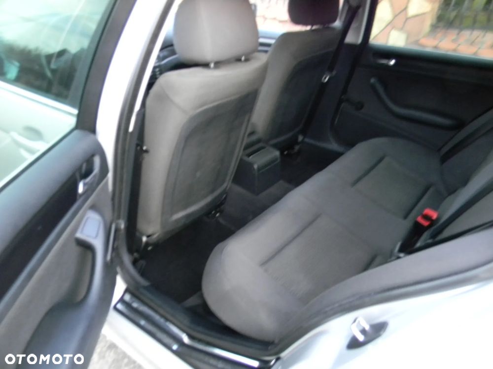 BMW Seria 3 - 11