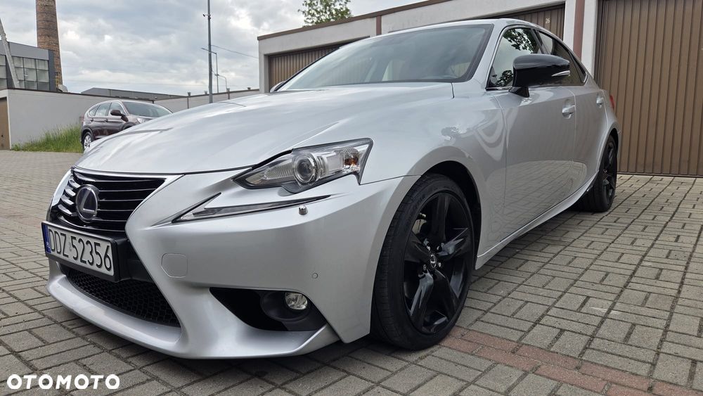 Lexus IS Sport Line - 2