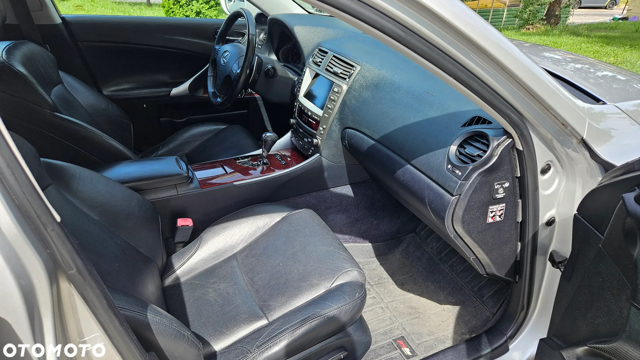 Lexus IS 250 Prestige - 26
