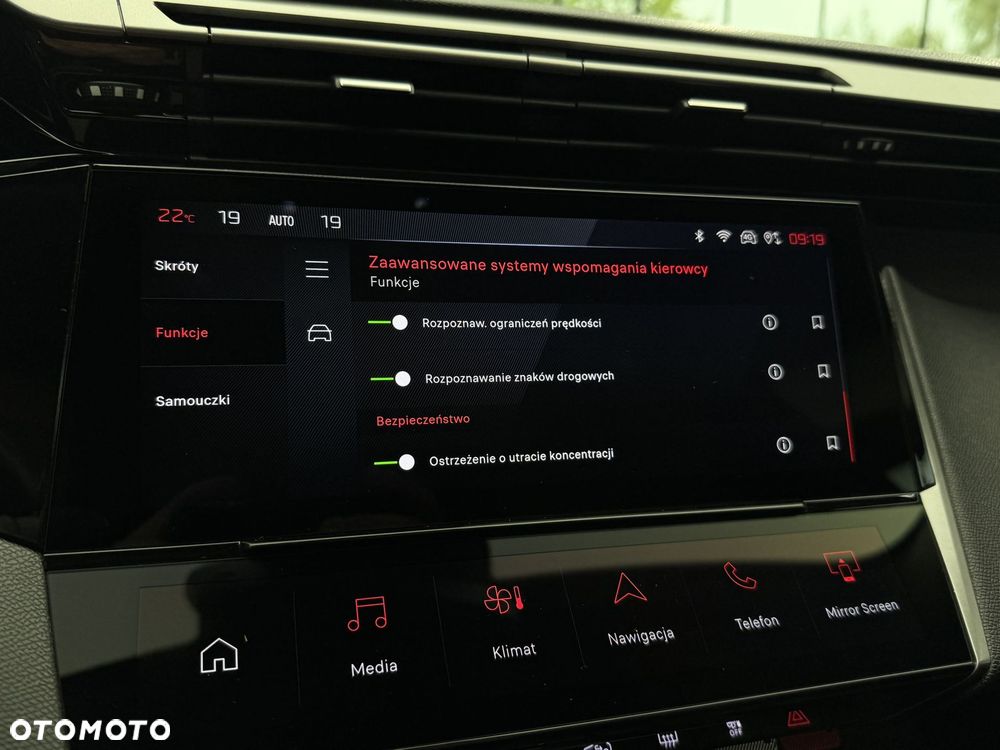 Peugeot 308 1.5 BlueHDi Allure Pack S&S EAT8 - 33